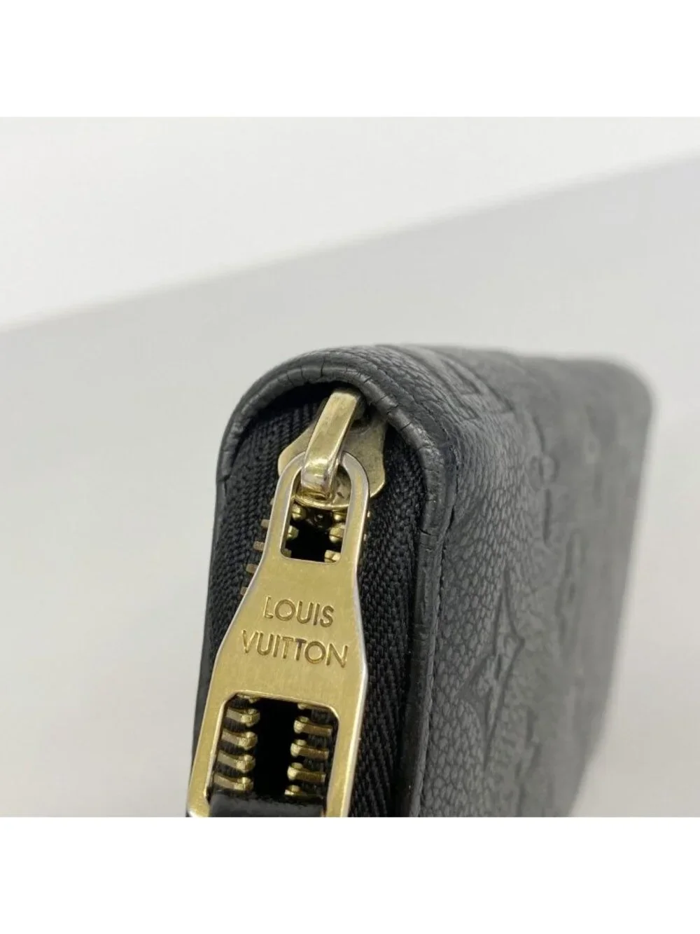 Louis Vuitton Wallet Monogram Empreinte Zippy Noir